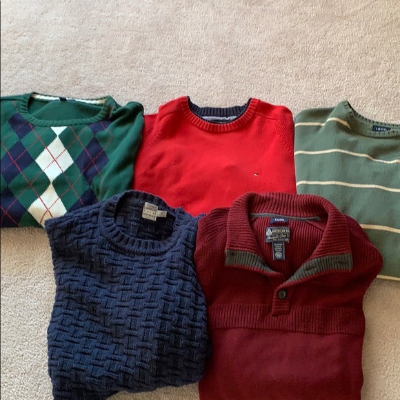 5 men’s sweaters - Picture 2 of 2